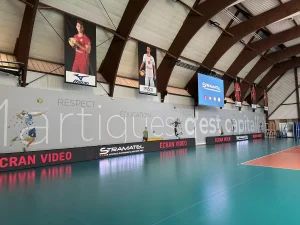 écran vidéo LED tour terrain martigues volley